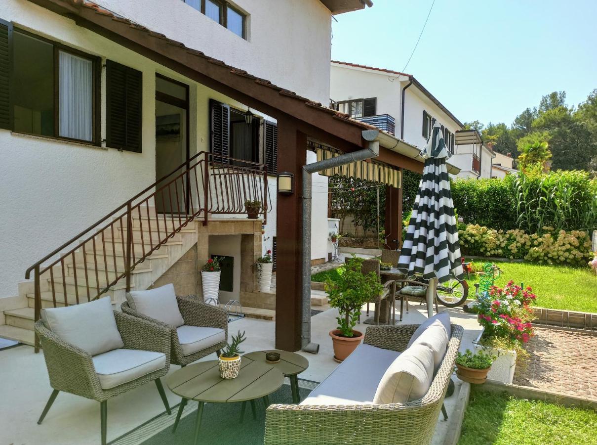 פורץ Apartments Villa Katana מראה חיצוני תמונה