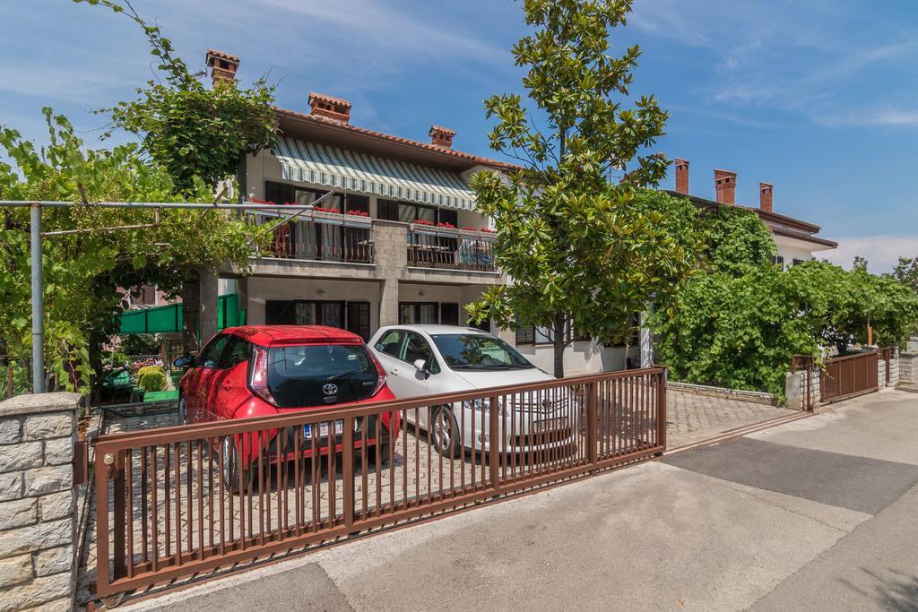 פורץ Apartments Villa Katana מראה חיצוני תמונה